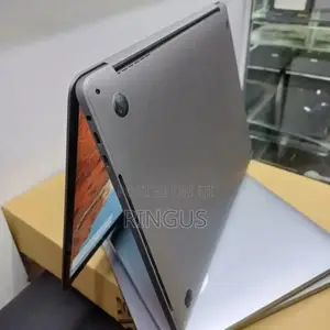Laptop Apple MacBook Pro 2020 32GB Intel Core i7 SSD 512GB