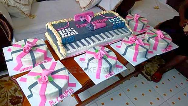 Wedding Cakes - thumbnail 12