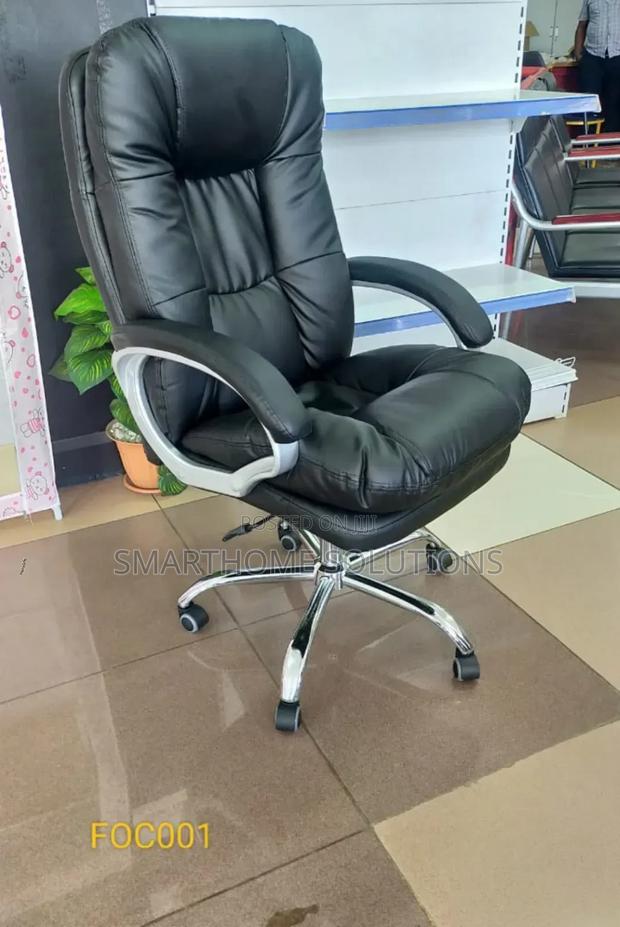 Black Executive Managerial Comfy Office Chair a/09c