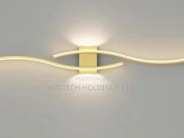 Modern Led Double Curves Wall Light Tf5hv - main view