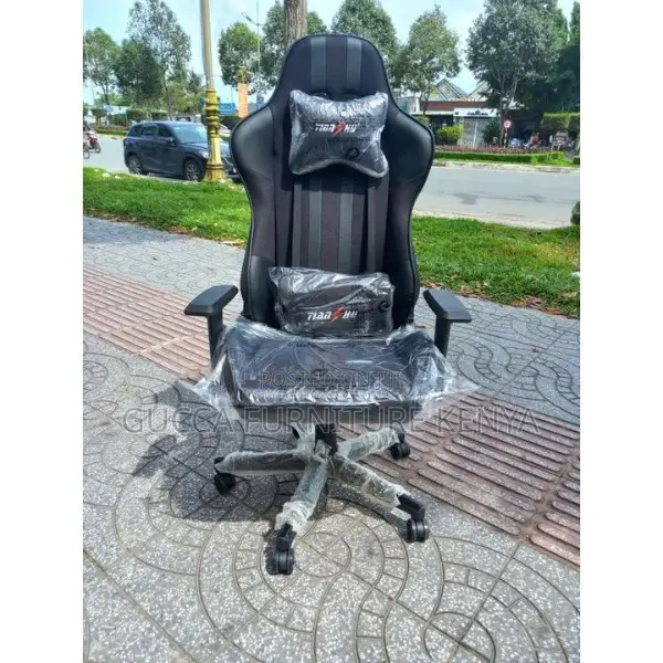 Office Chairs: Modern Leather Gaming Chair - Black