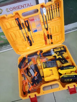Dewalt Cordless Drill/ Dewalt Drill Set