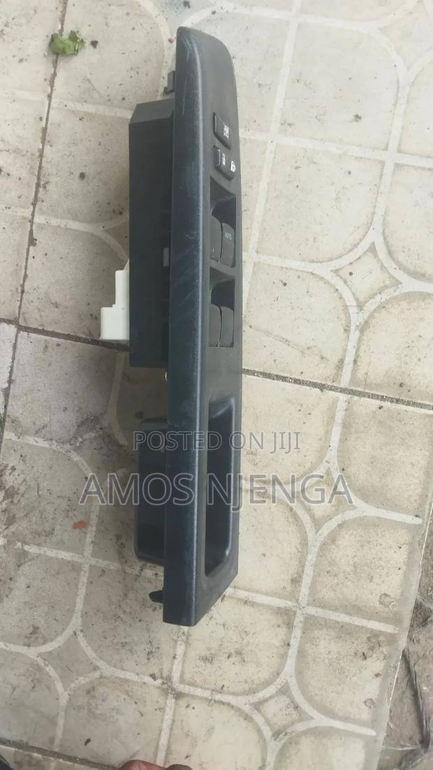 Toyota Vitz 2011 Power Window - main view