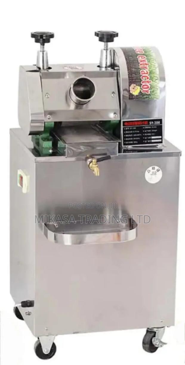Sugarcane Juicer Machine
- Electric and Battery Operated - thumbnail 2