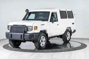 Toyota Land Cruiser 78 Headlight