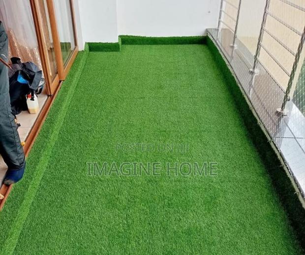 Balcony Artificial Grass Carpet - main view