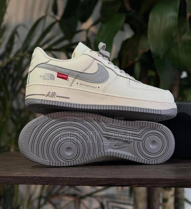 Af 1 North Face
Sizes 38-45 - main view