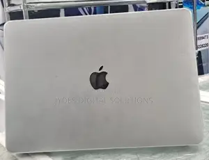 Laptop Apple MacBook Pro 2018 16GB Intel Core I7 SSD 256GB