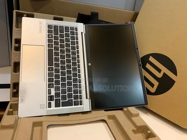 Laptop HP 16GB AMD Ryzen 5 SSD 256GB - thumbnail 3