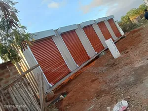 40ft Shipping Container Stall Delivered to Voi- Dealers.