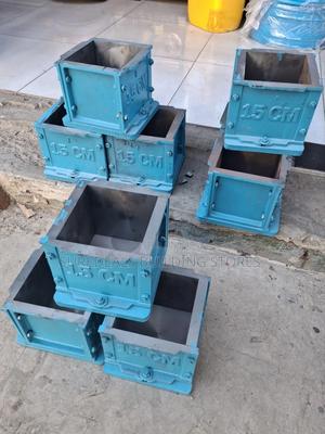 150mm Cast Iron Cube Mould. - main view