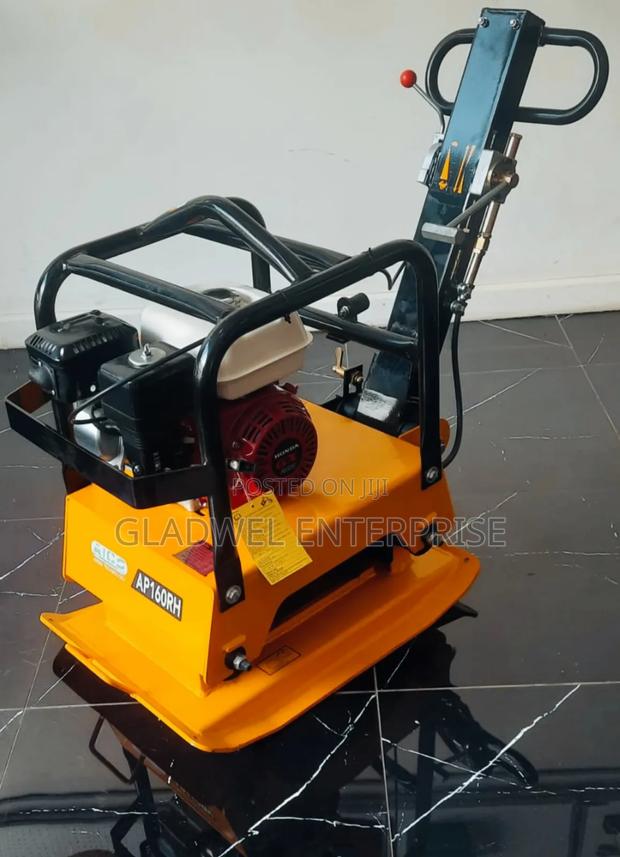 Heavy Duty Plate Compactor With Honda/Gx 200 Engine - main view