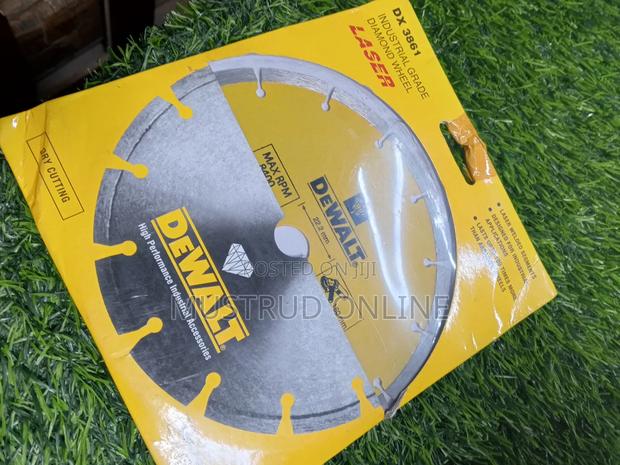 Dewalt 7inch Diamond Blade - main view