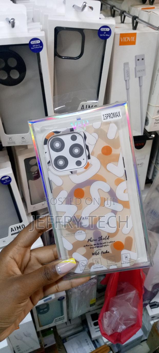 iPhone 15 Pro Max Magsafe Compatible -White Multicolored - thumbnail 3