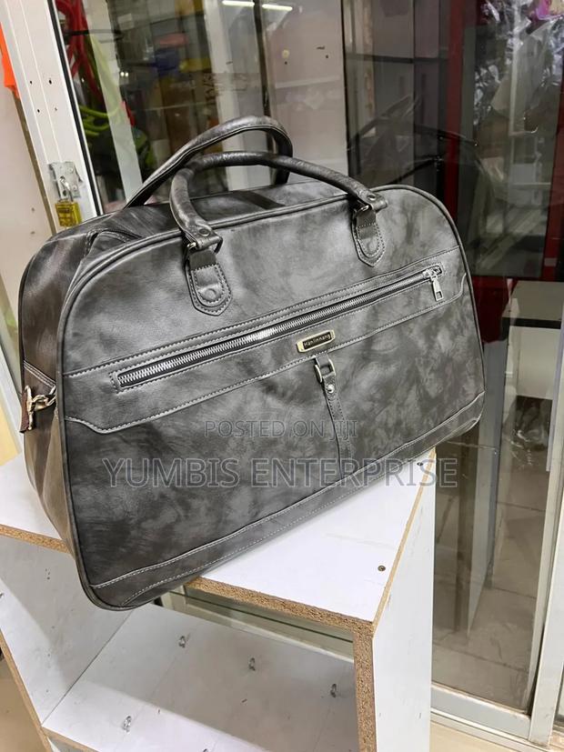 Grey Leather Quality Duffle Bags at 1400 - thumbnail 2
