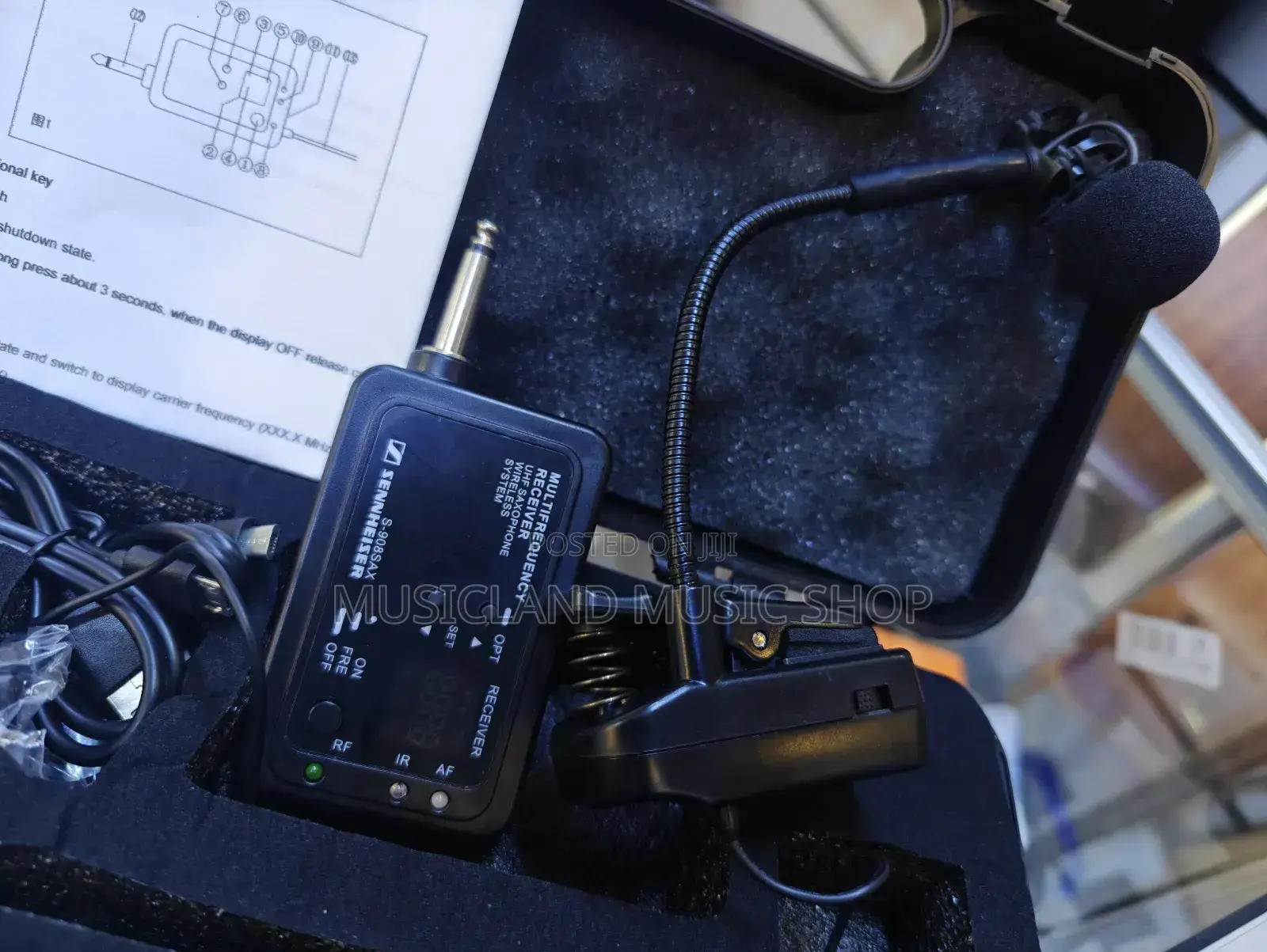 Saxophone Wireless Microphone