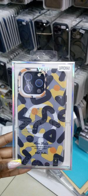 iPhone 16 Pro Max Magsafe Compatible Case - Black /Yellow - thumbnail 2