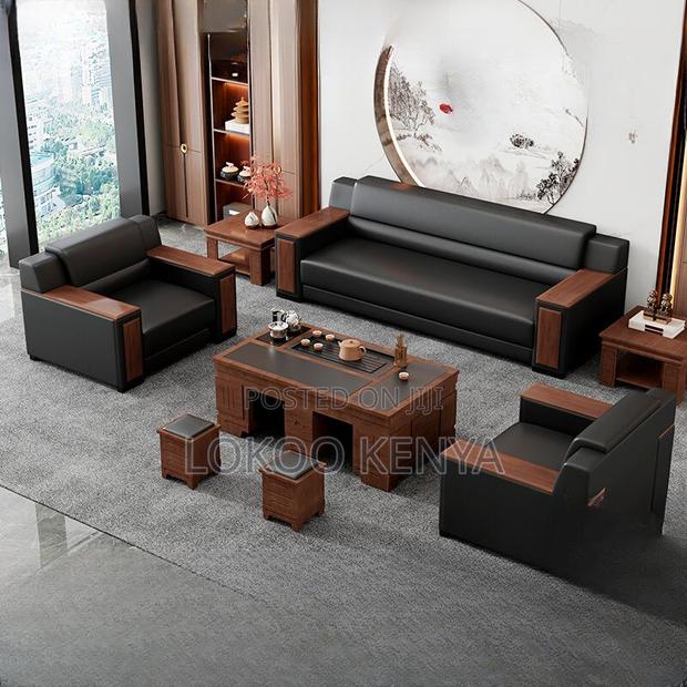 Office Sofa : 5 -Seater Executive Wooden Arms Office Sofa