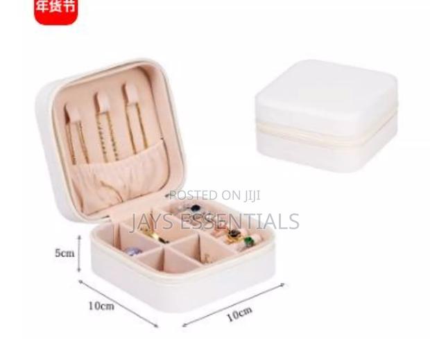 Portable Jewelry Organizers - thumbnail 2