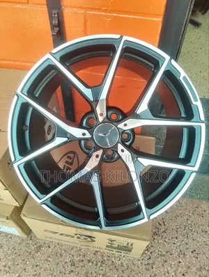 Size 18 Mercedes Benz Staggered Rims