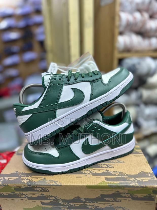 Quality Dunks Available - main view