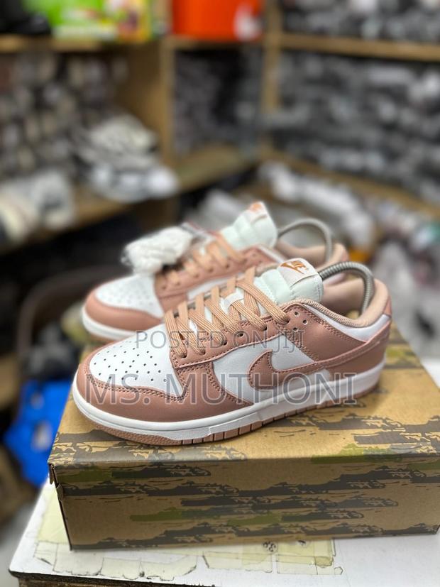 Quality Dunks Available - thumbnail 5