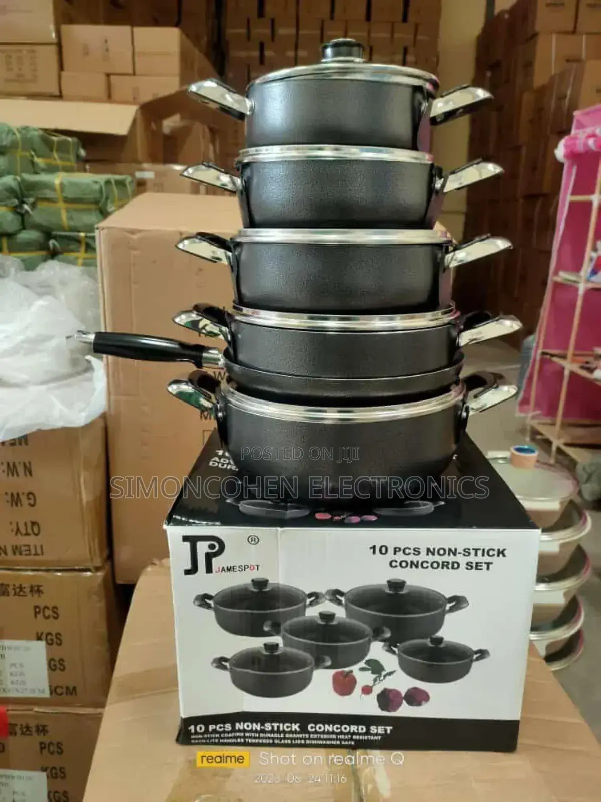 James Pot Black Cookware Set