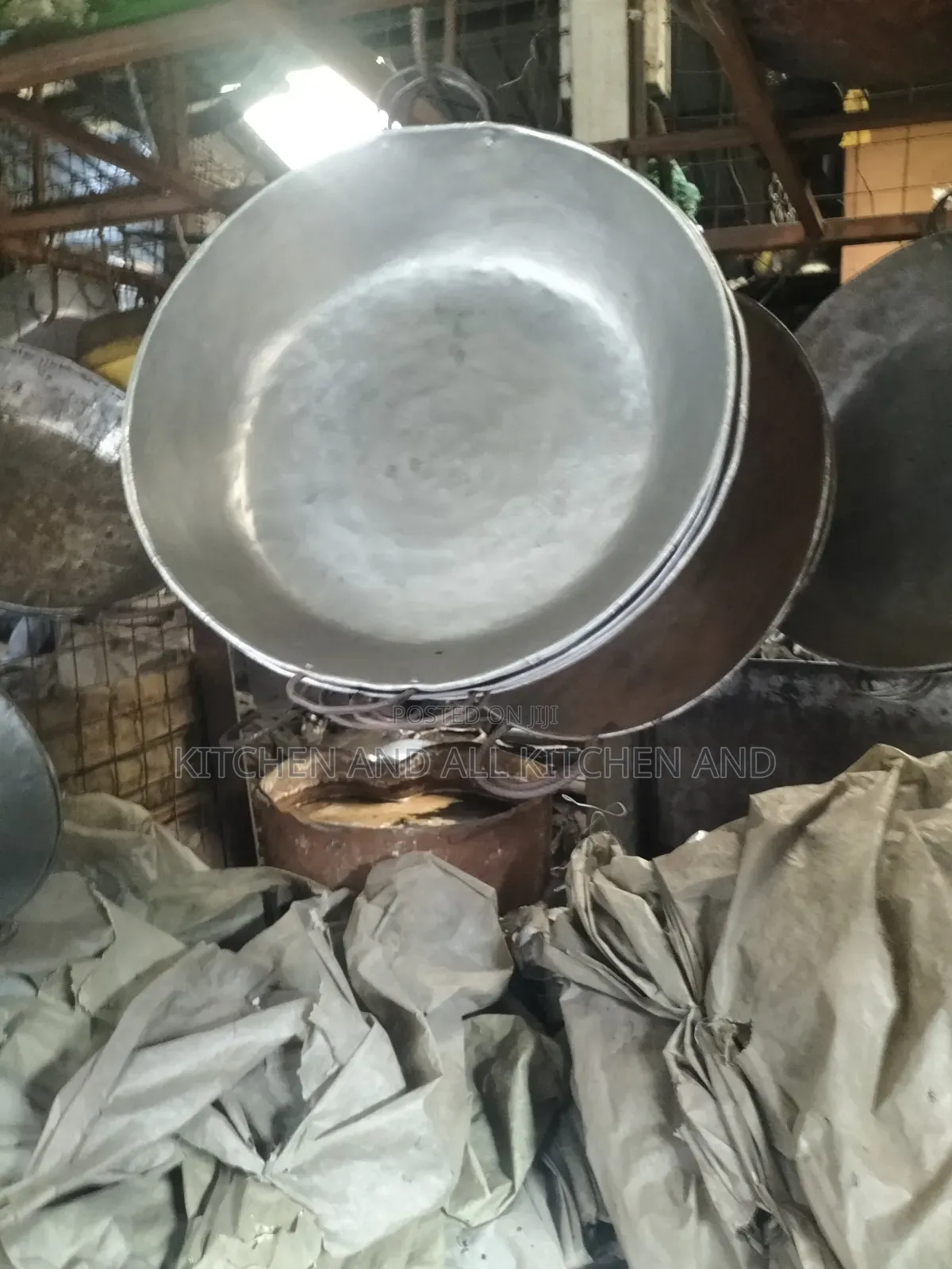 Heavy Duty Metallic Pans