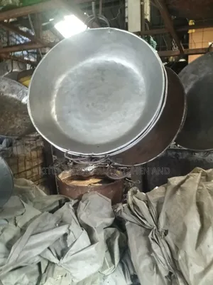 Heavy Duty Metallic Pans
