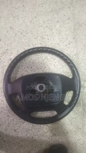 Toyota Land Cruiser 79 /7l Steering Wheel