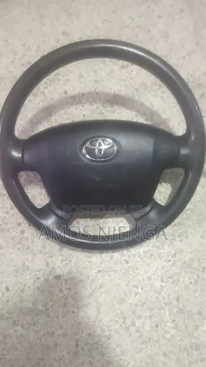 Toyota Land Cruiser 79 /7l Steering Wheel