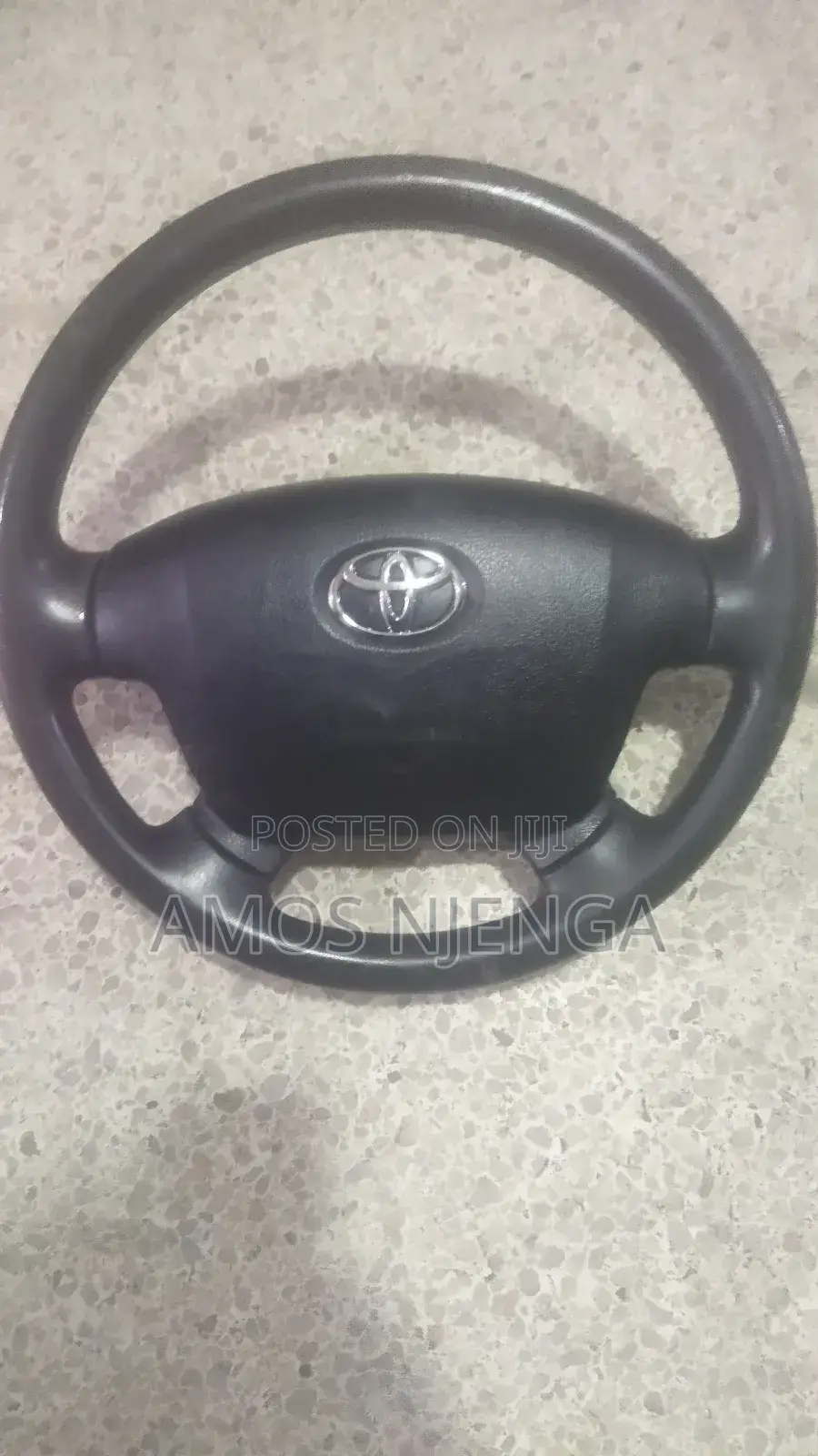 Toyota Land Cruiser 79 /7l Steering Wheel