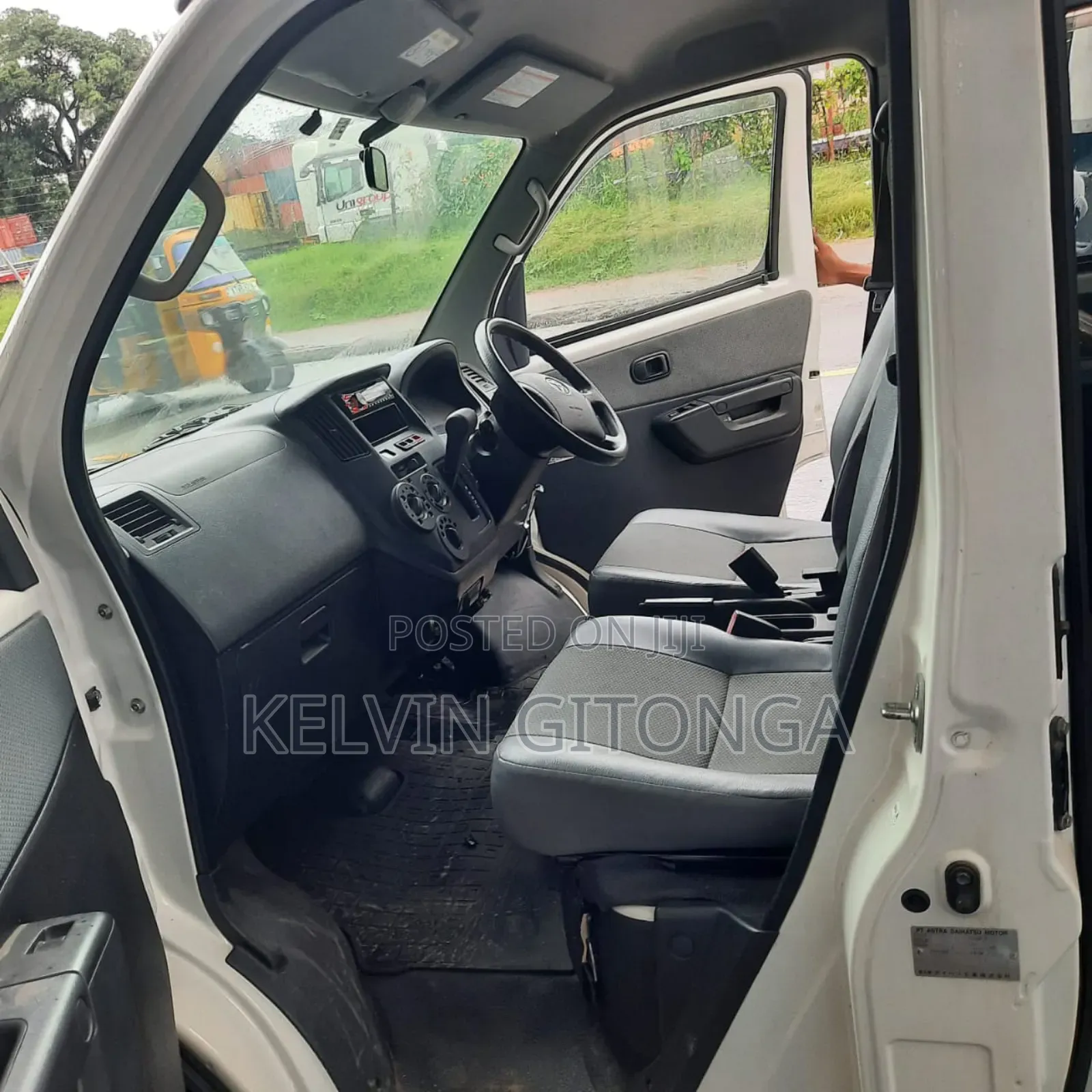 Toyota TownAce 2016 White
