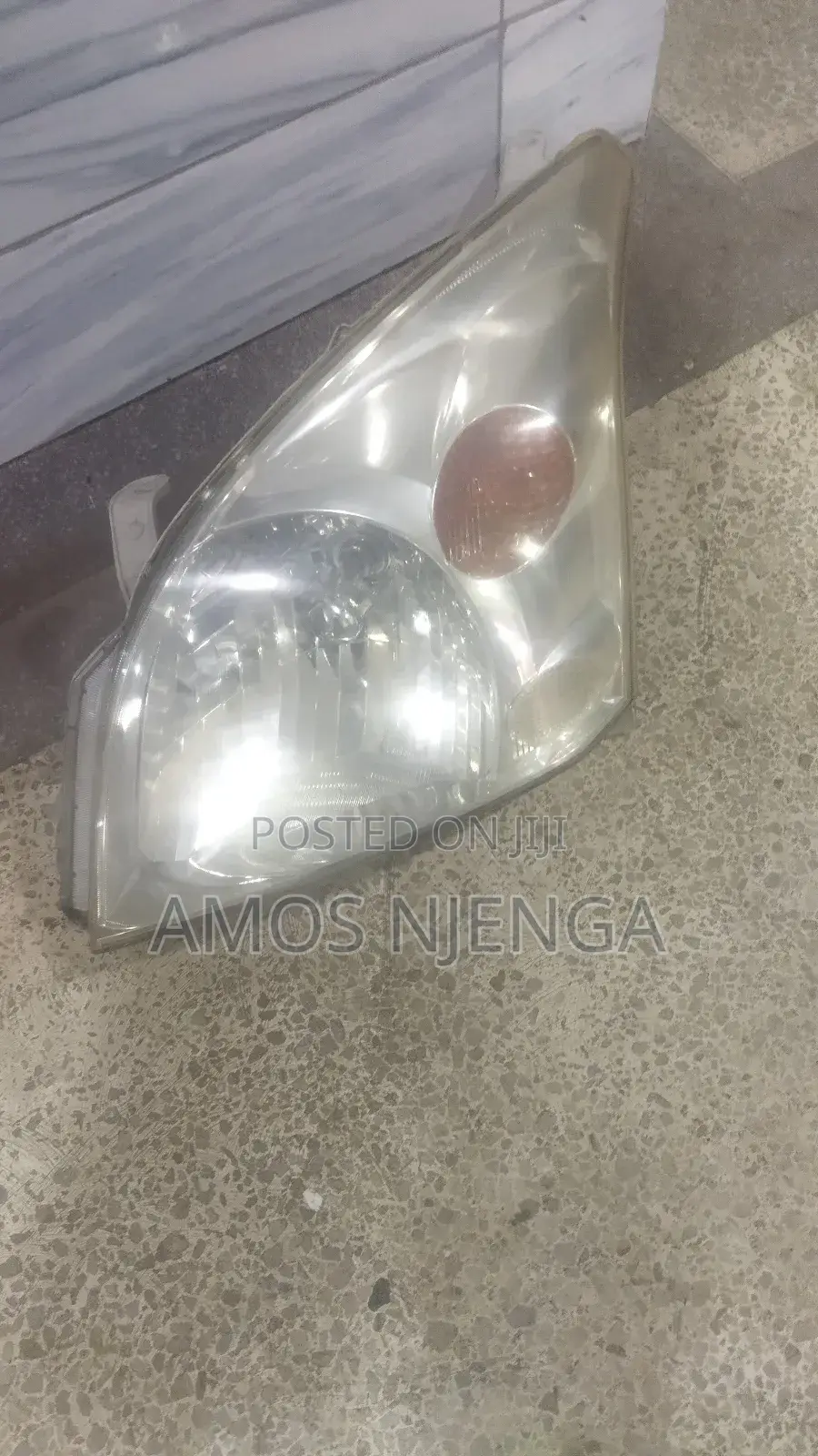 Toyota Land Cruiser Prado 120 Headlight