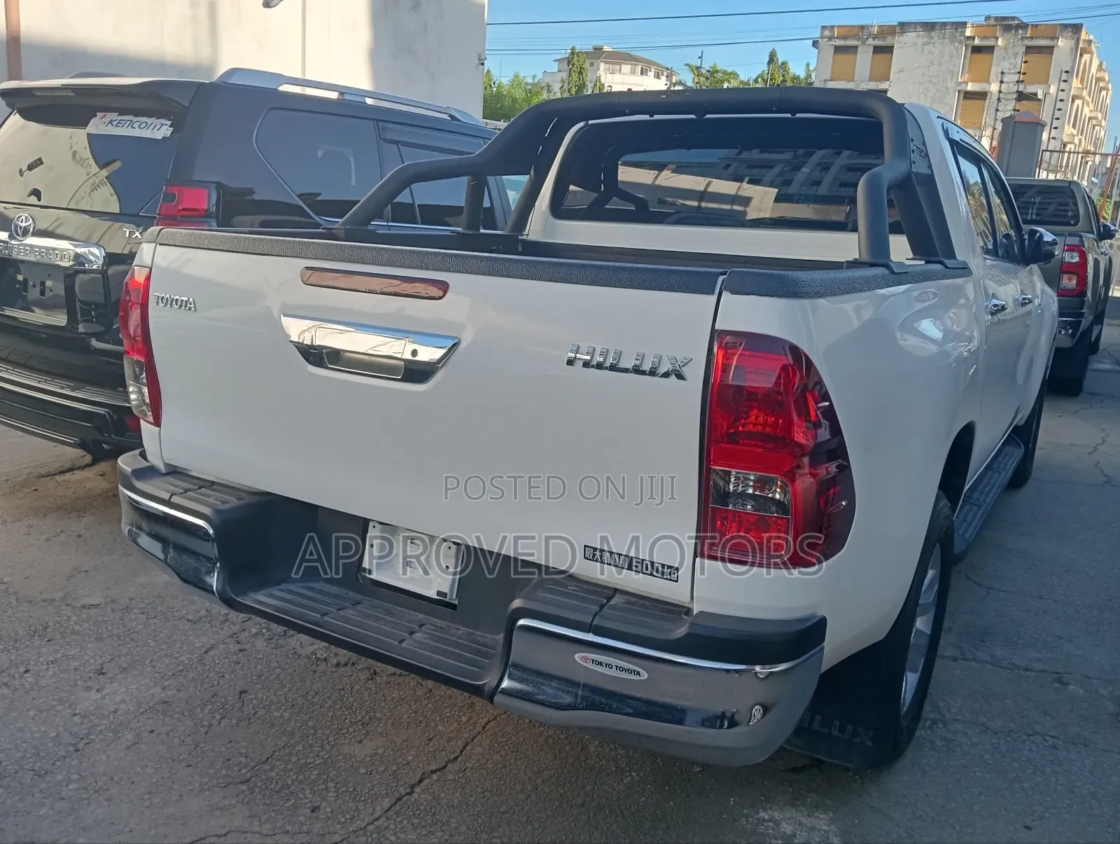 Toyota Hilux 2020 White