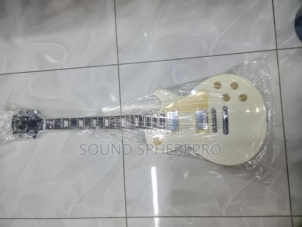 White Les Paul Guitar - main view