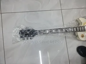 White Les Paul Guitar