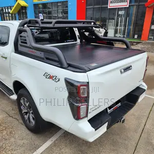 Night Fury Rollbar With a Roof Basket