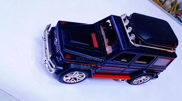 G Wagon With Carrier - thumbnail 2