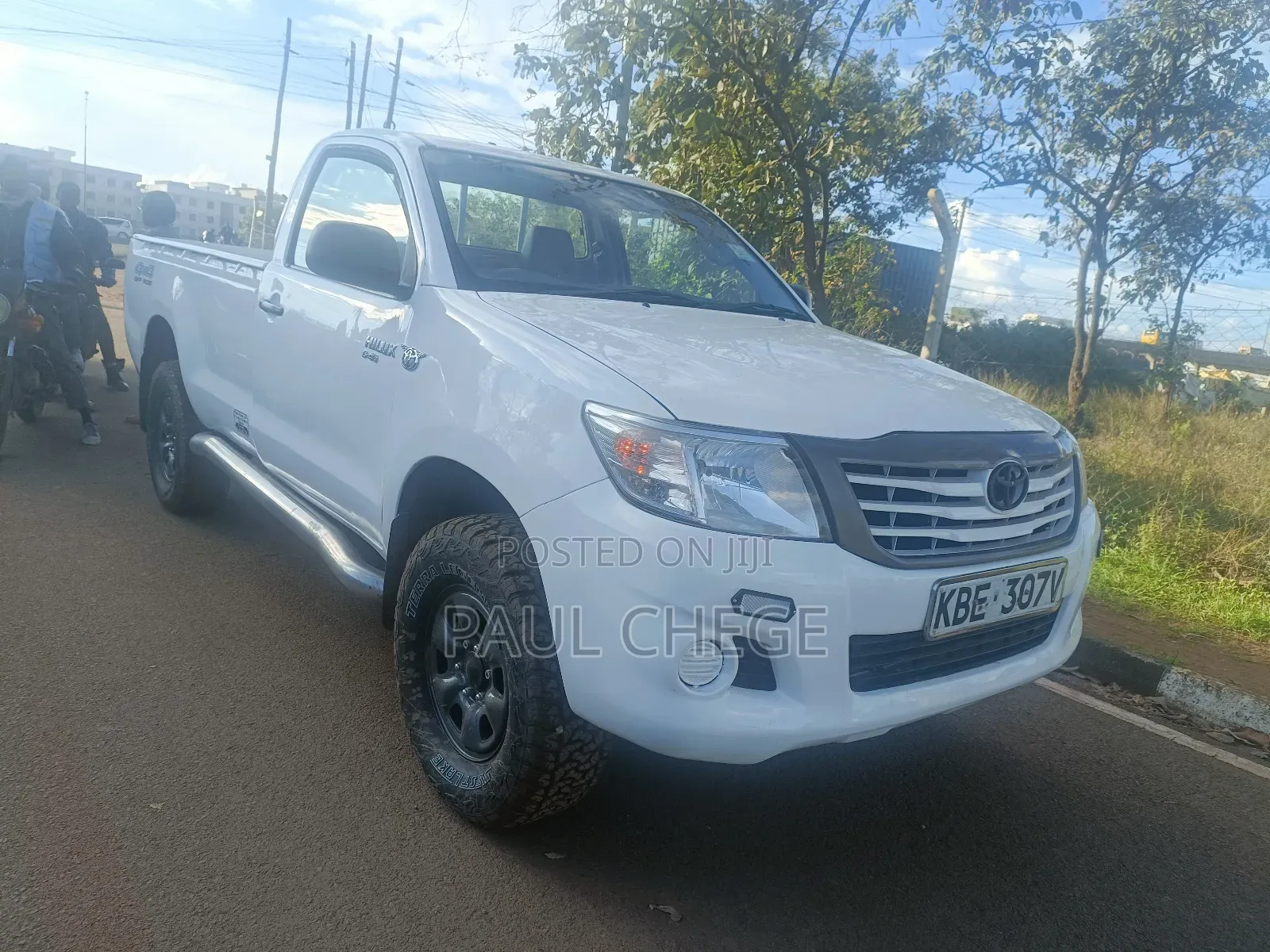 Toyota Hilux 2009 White