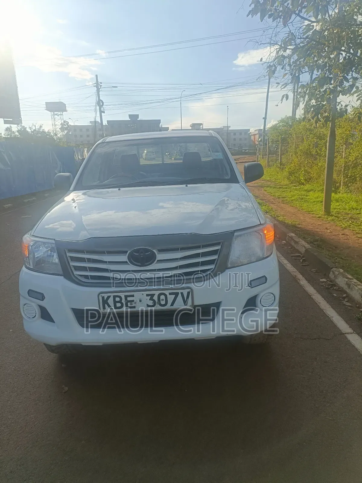 Toyota Hilux 2009 White