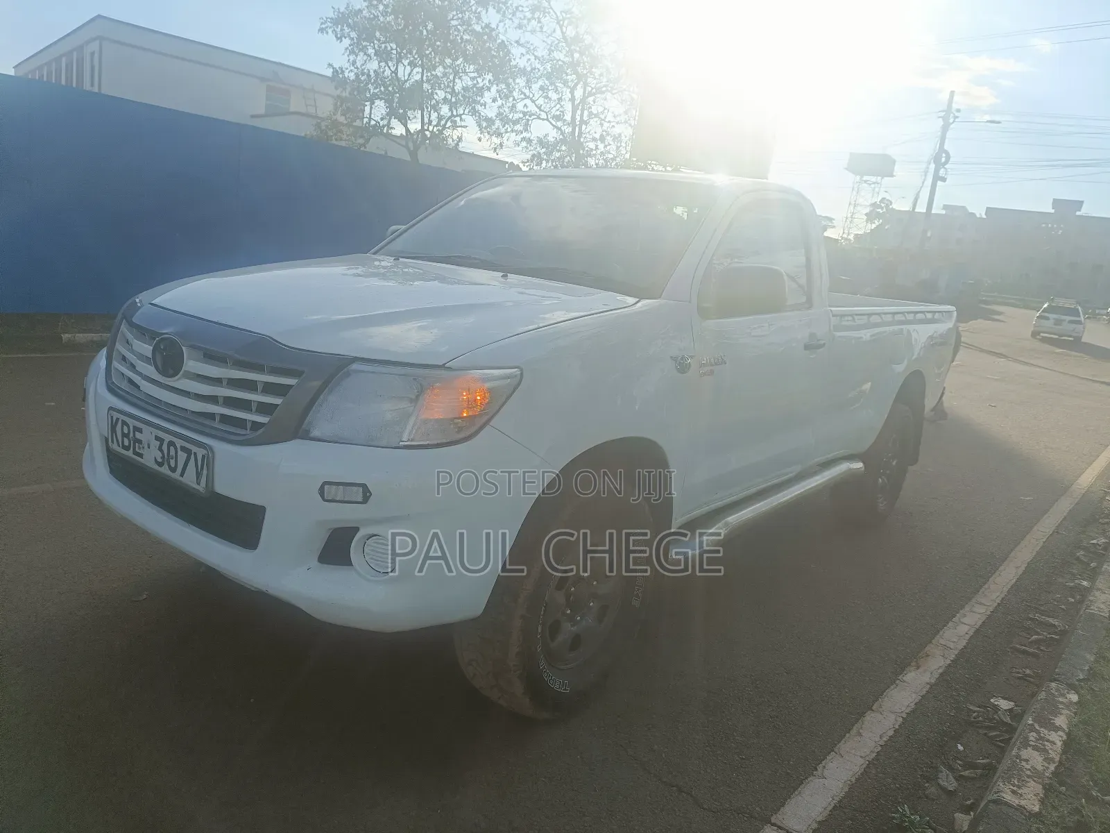 Toyota Hilux 2009 White