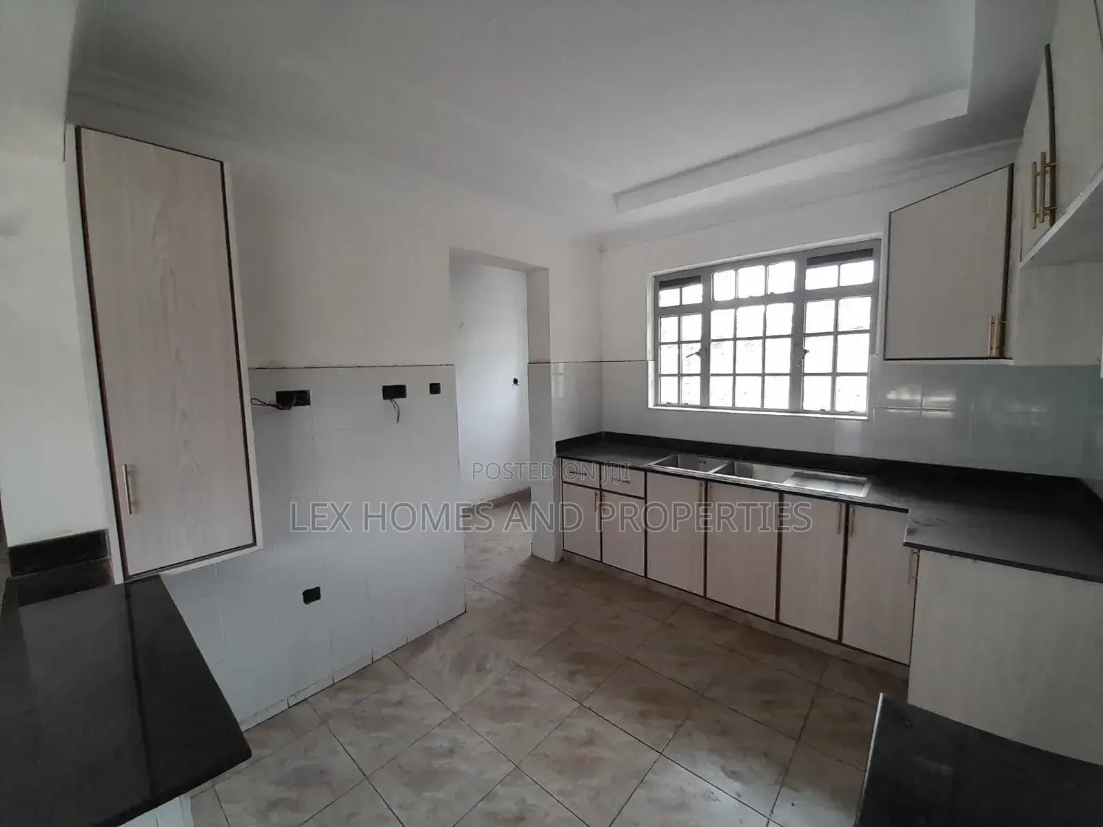 3bdrm Bungalow in Rimpa for sale