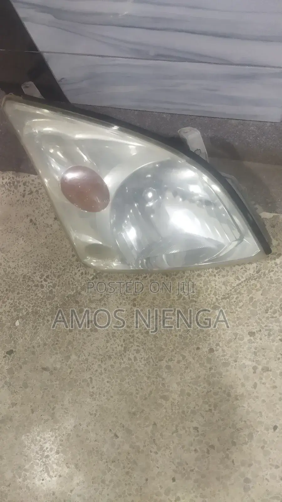 Toyota Land Cruiser Prado 120 Headlight