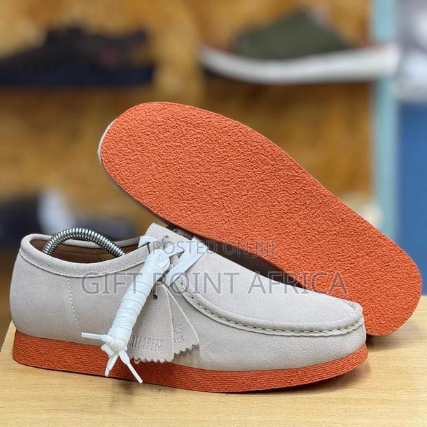 Bank Robbers Clarks - thumbnail 3