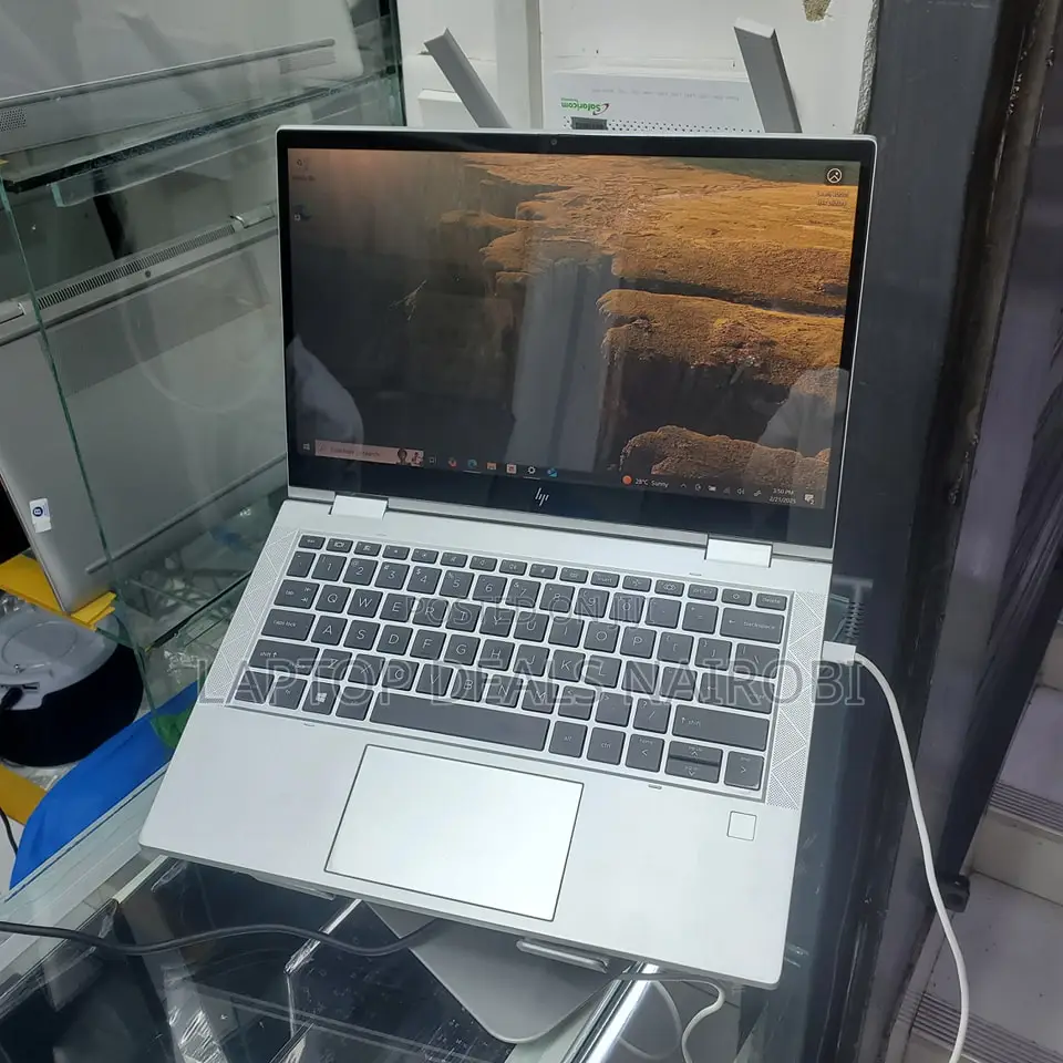 New Laptop HP EliteBook 830 G8 32GB Intel Core I7 SSD 512GB