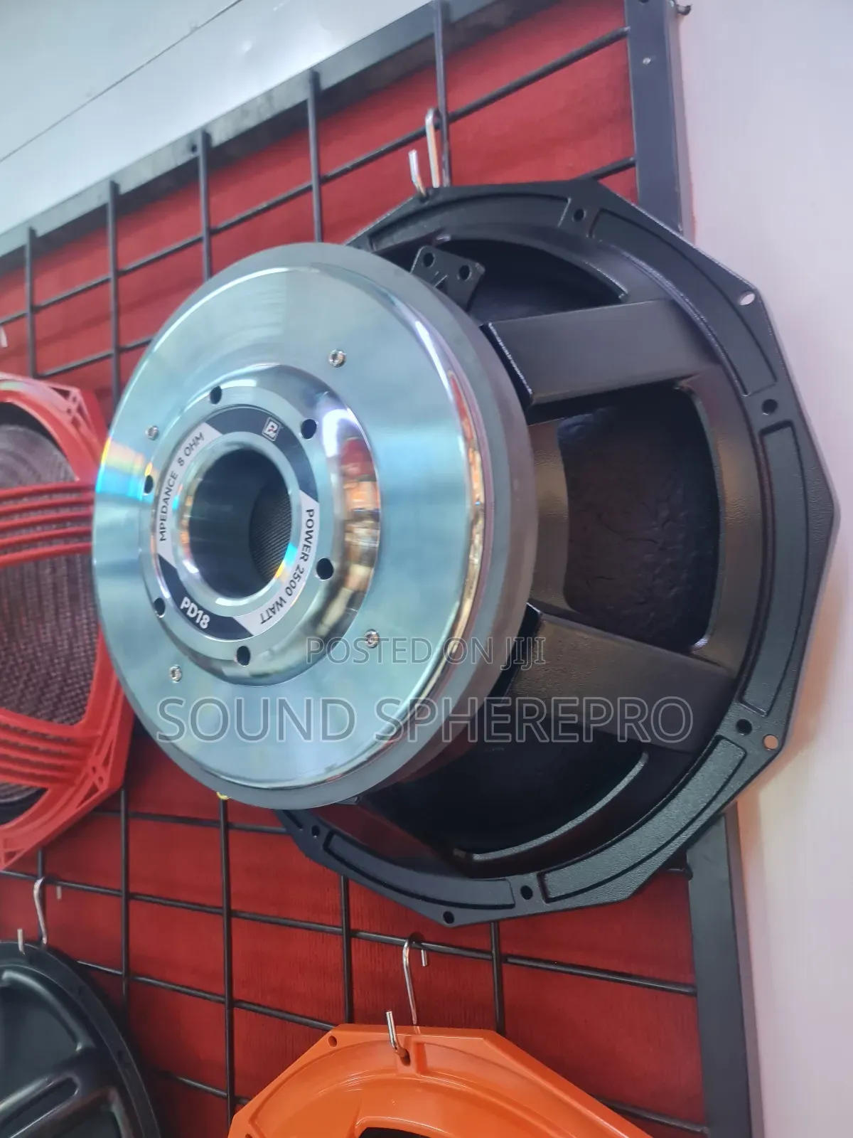 Silver Plate Pd Speaker