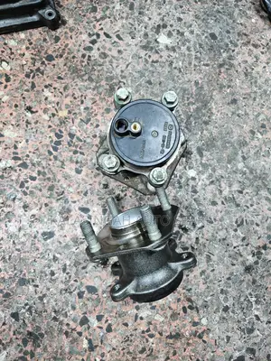 Rear Hub Mazda Demio 2015