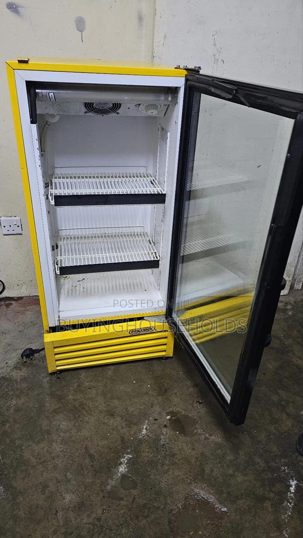 Ramtons 170l Display Fridge - thumbnail 5
