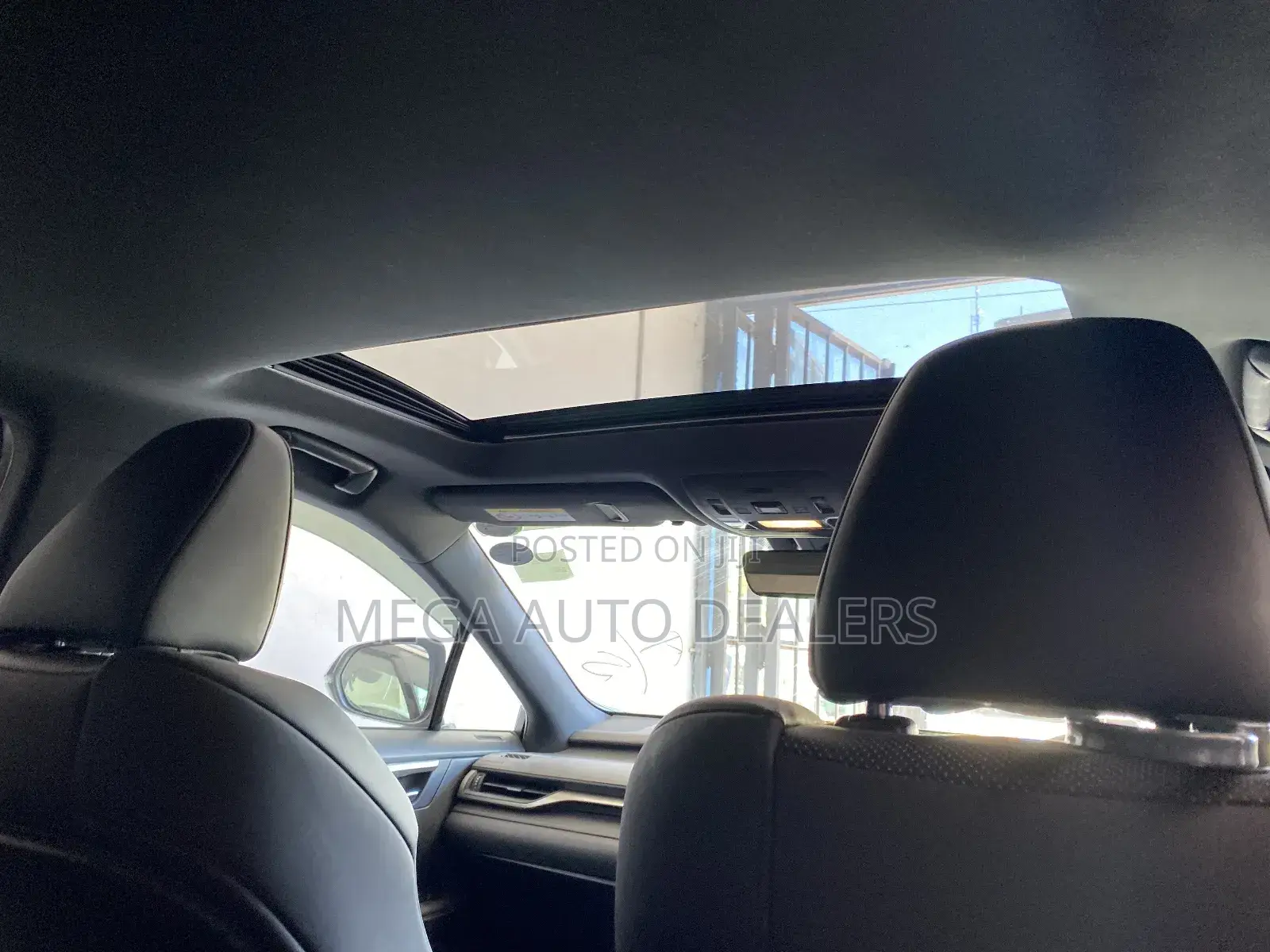 Lexus RX 2018 Pearl